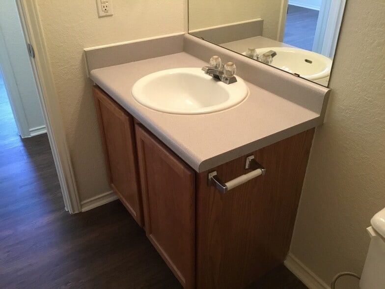 Building Photo - 109 Mason Reed Cv