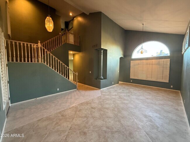 Building Photo - 5170 W Ivanhoe St