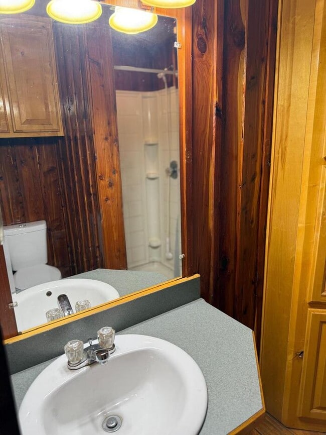 Building Photo - 134 Private Rd 3228