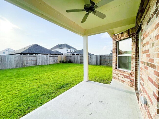 Building Photo - 8623 Oceanmist Cv Dr