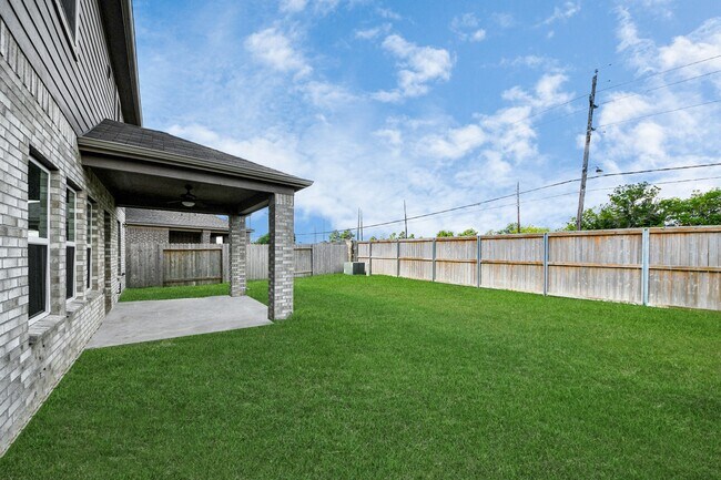 Building Photo - 4111 Fair Country Ln