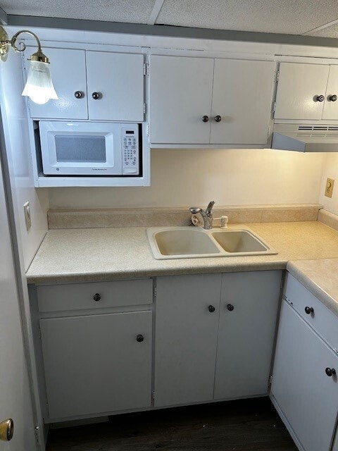 Building Photo - 918 Oak St