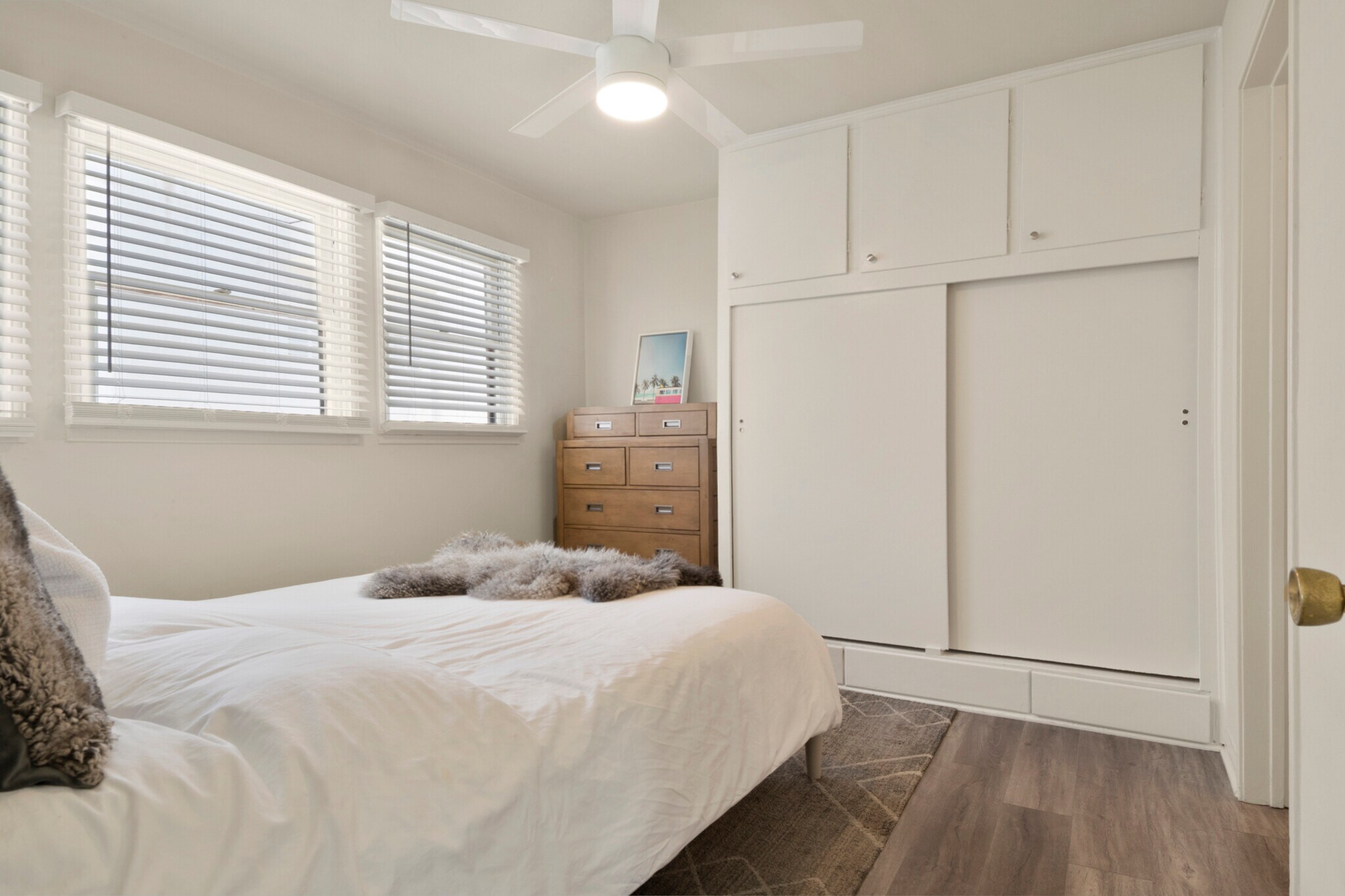 Building Photo - 215 29th St