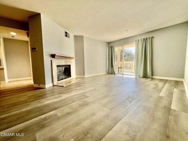 Building Photo - 5744 Oak Bend Ln