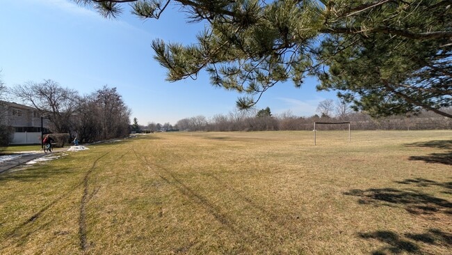 Building Photo - 636 Pintail St