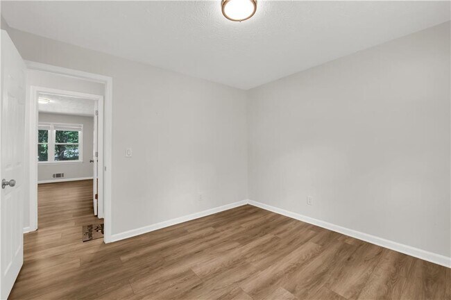 Building Photo - 5722 Port Dr
