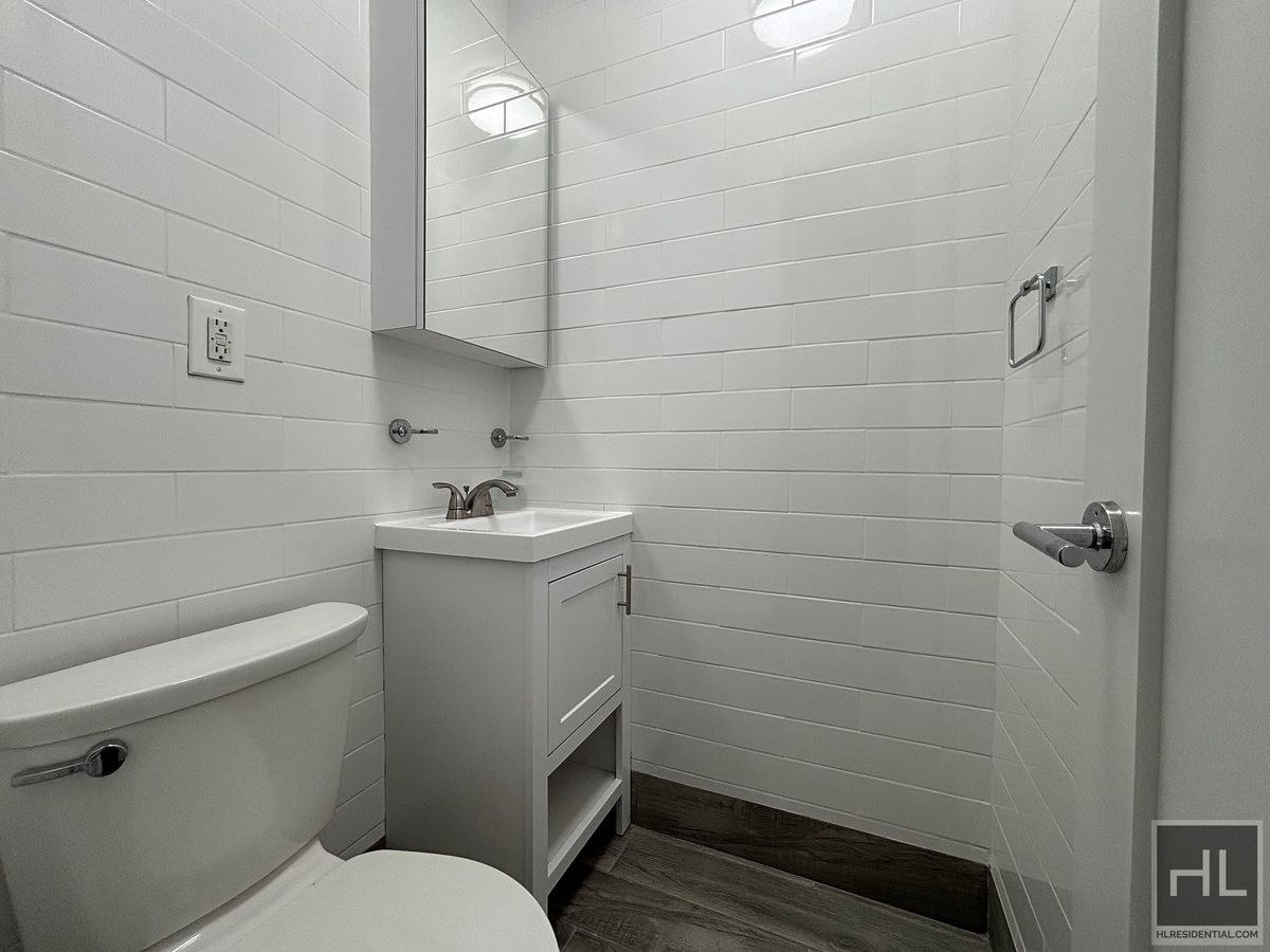 Building Photo - EAST 57 STREET