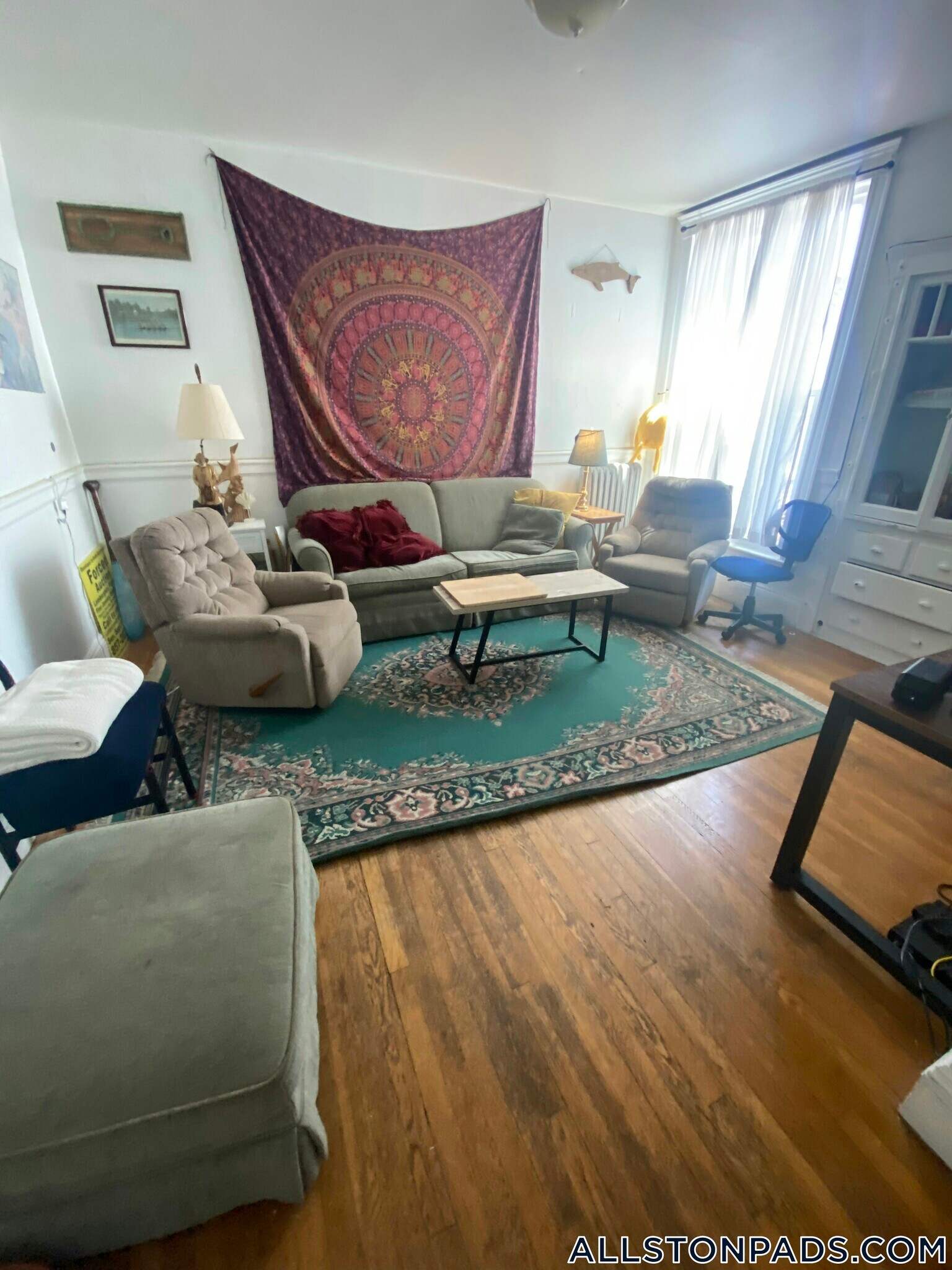 Building Photo - 19 Long Ave