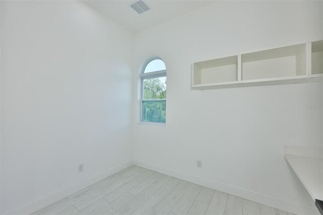 Building Photo - 2816 Corrine St