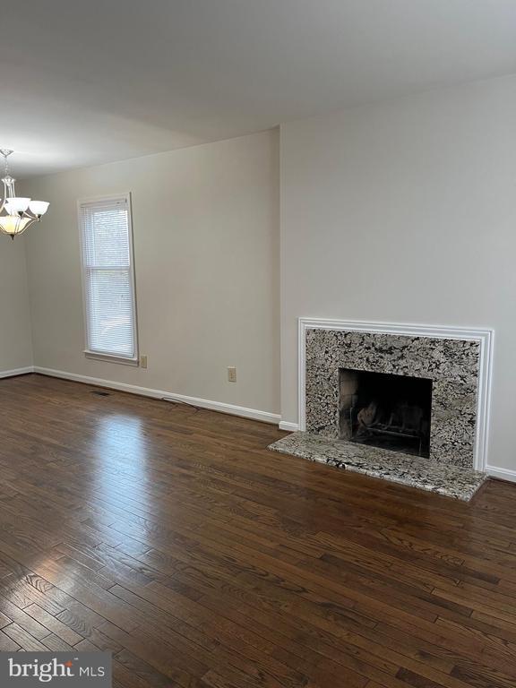 Building Photo - 1533 Oronoco St