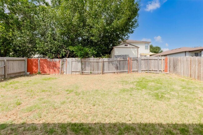 Building Photo - 191 Beech Dr
