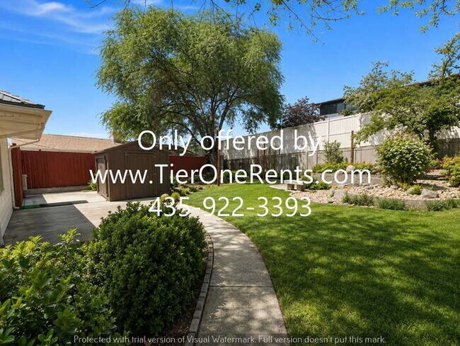Building Photo - This property offers a NO DEPOSIT option available for qualified renters!