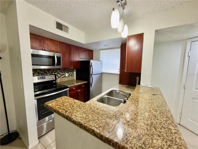 Building Photo - 5152 Conroy Rd