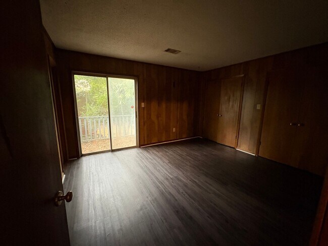 Building Photo - 130 Tyrone Blvd