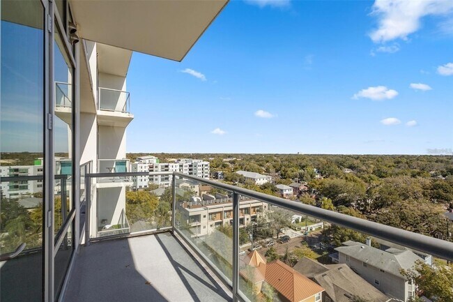 Building Photo - 101 S Eola Dr