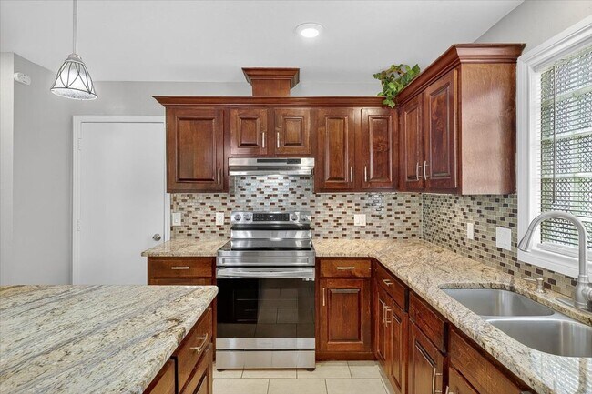 Building Photo - 4430 Cedar Pass Dr