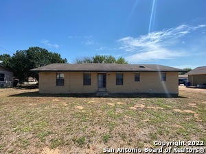 Building Photo - 226 Blue Bonnet