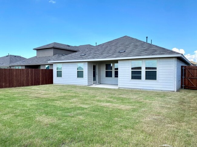 Building Photo - 5111 Knob Hl Dr