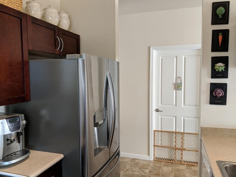 Kitchen - 125 Hoowaiwai Loop Unit 1904