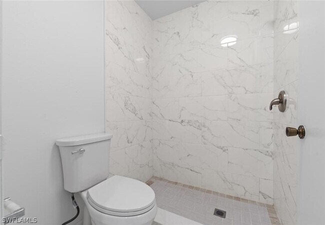 Building Photo - 1931 Rookery Bay Dr