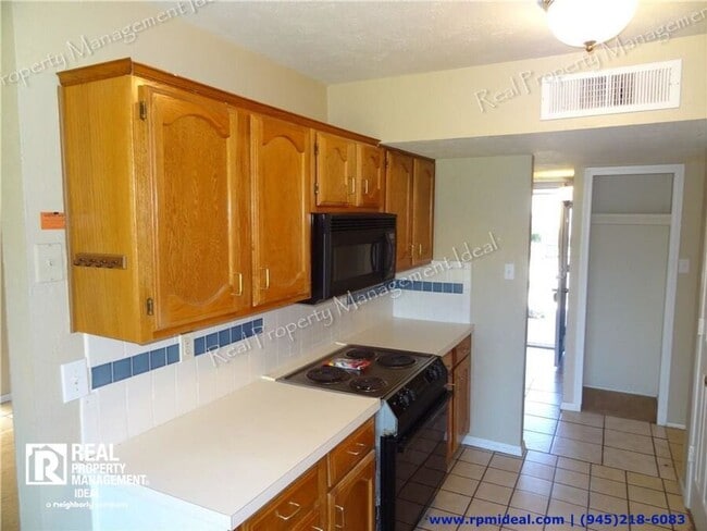 Building Photo - 7712 Underwood Dr