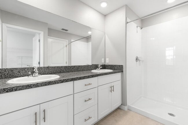 Building Photo - LIKE NEW Home For Rent in Touchstone!