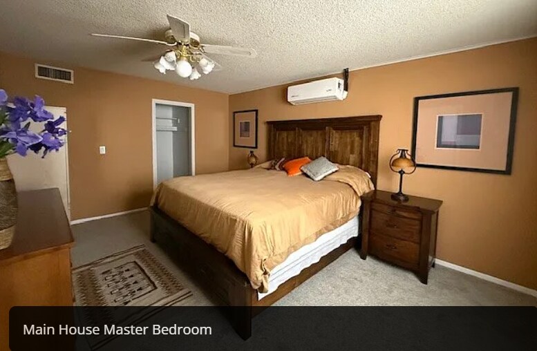 Main House Bedroom - 150 E Los Mangos