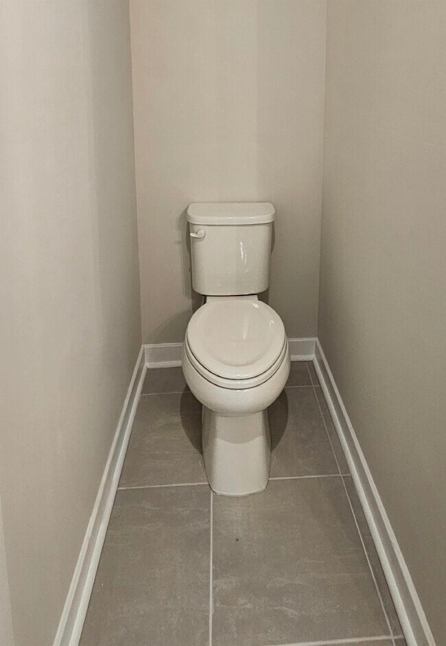 Building Photo - 2313 Hazel Wy