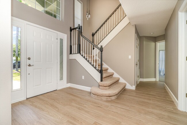 Building Photo - 3236 Helmsdale Ct