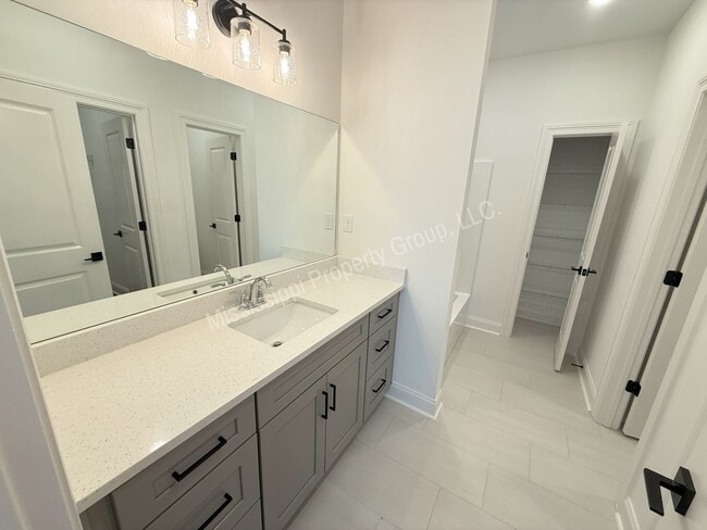Building Photo - 3BR/3.5BA For Rent