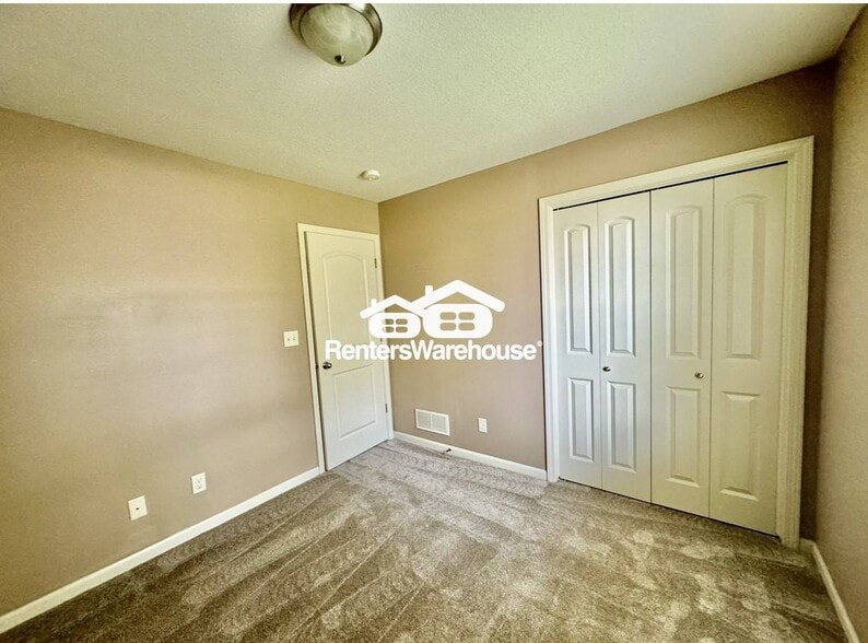 Building Photo - 2004 63rd St