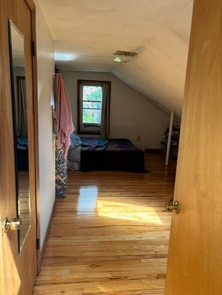 Building Photo - 18 Tremont St