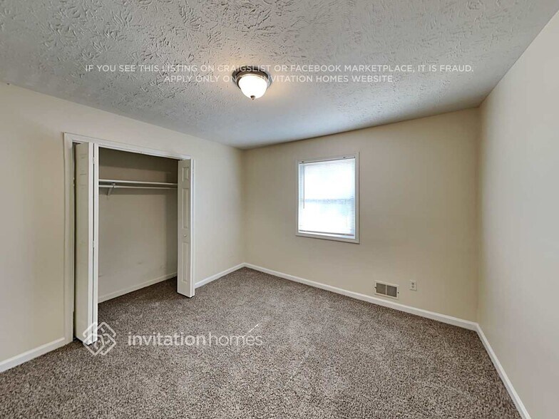 Building Photo - 3026 Beaver Dr