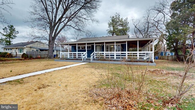 Building Photo - 6511 Enfield Dr