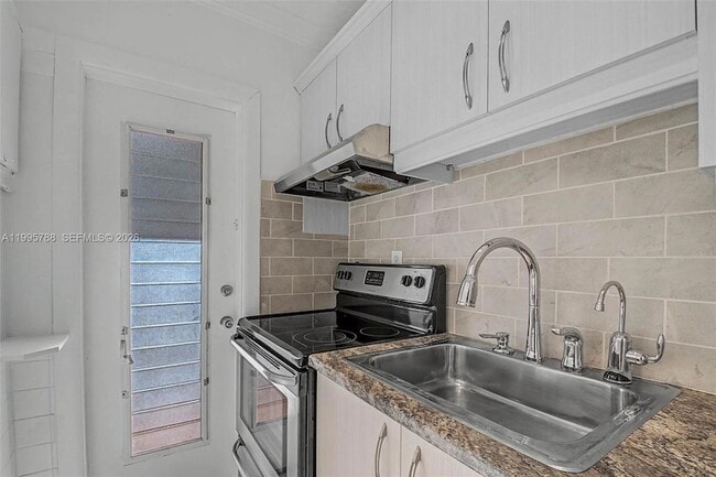 Building Photo - 60 NW 79th St