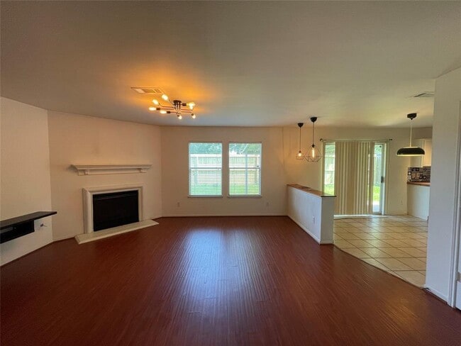 Building Photo - 3217 Maryfield Ln