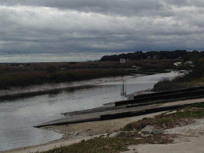 Building Photo - 137 Nautilus Rd