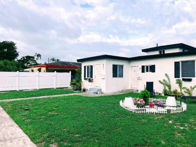 Primary Photo - 401 NW 16th Ave