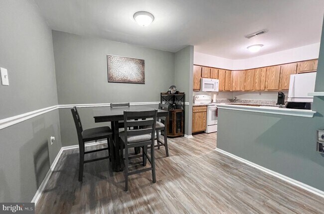 Building Photo - 81 W Bluebell Ln