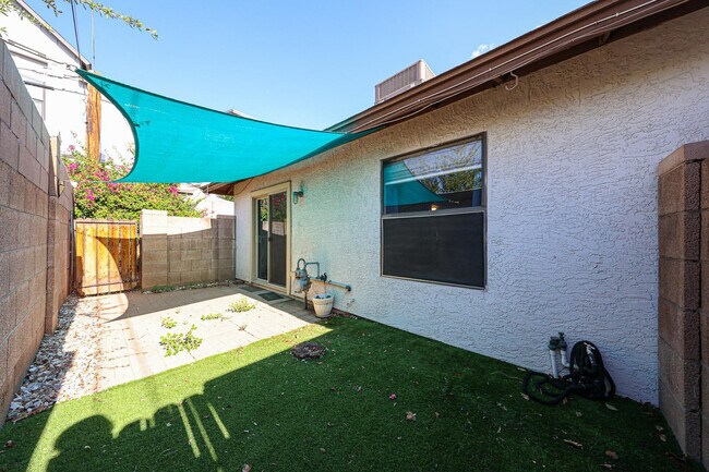 Building Photo - 3135 N 38th St