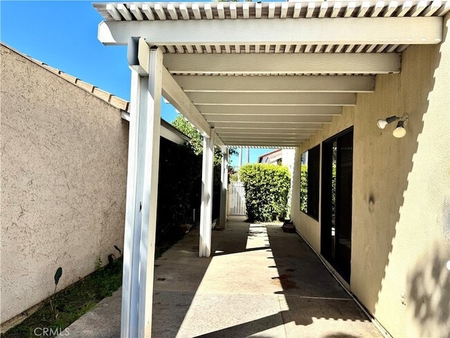 Building Photo - 3 Atlanta