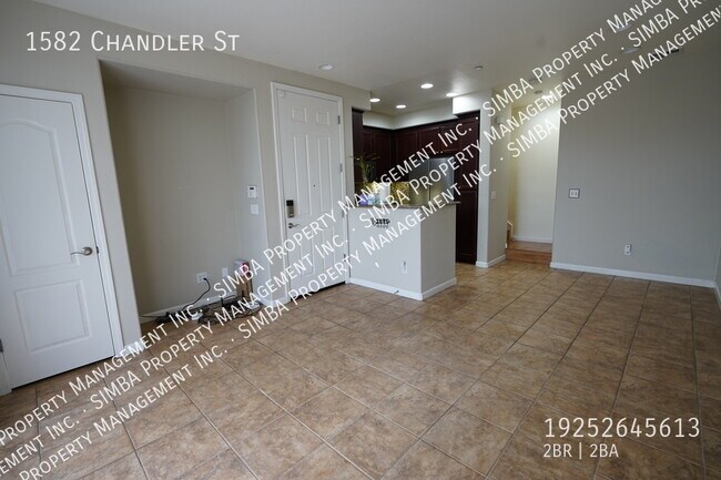 Building Photo - 1582 Chandler St