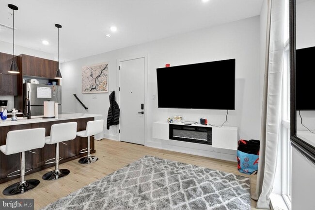 Building Photo - 59 N 2nd St