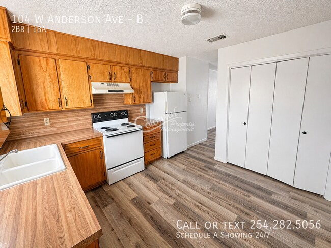 Building Photo - 104 W Anderson Ave