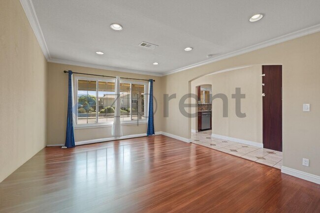 Building Photo - 3019 Paine Ct