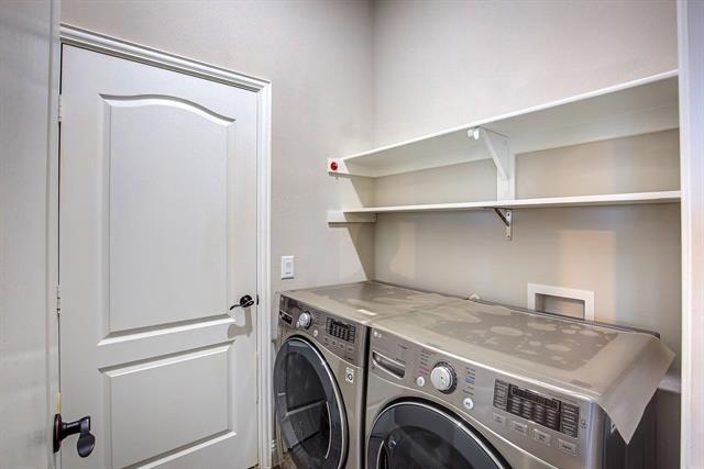 Building Photo - 11700 Buckthorn Dr