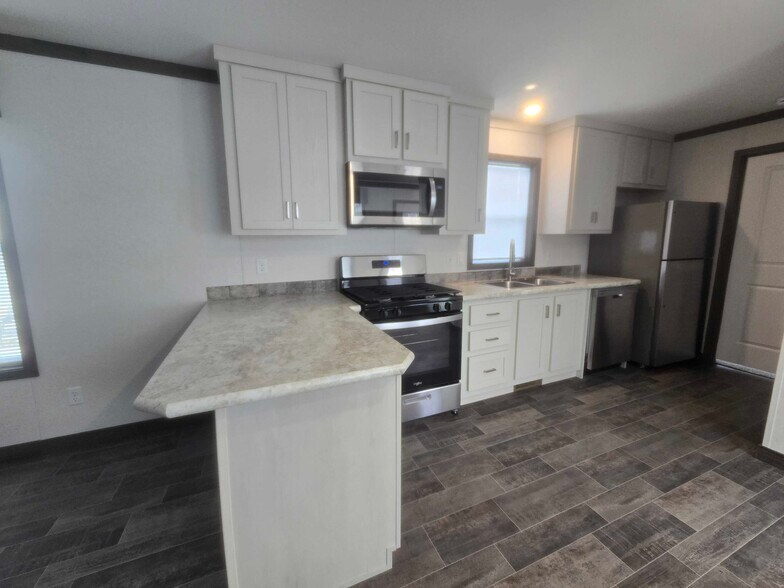 Building Photo - 3510 N 9th St