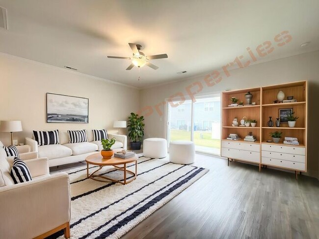 Building Photo - Great Opportunity! Lovely 3 Bedroom 2.5 Ba...