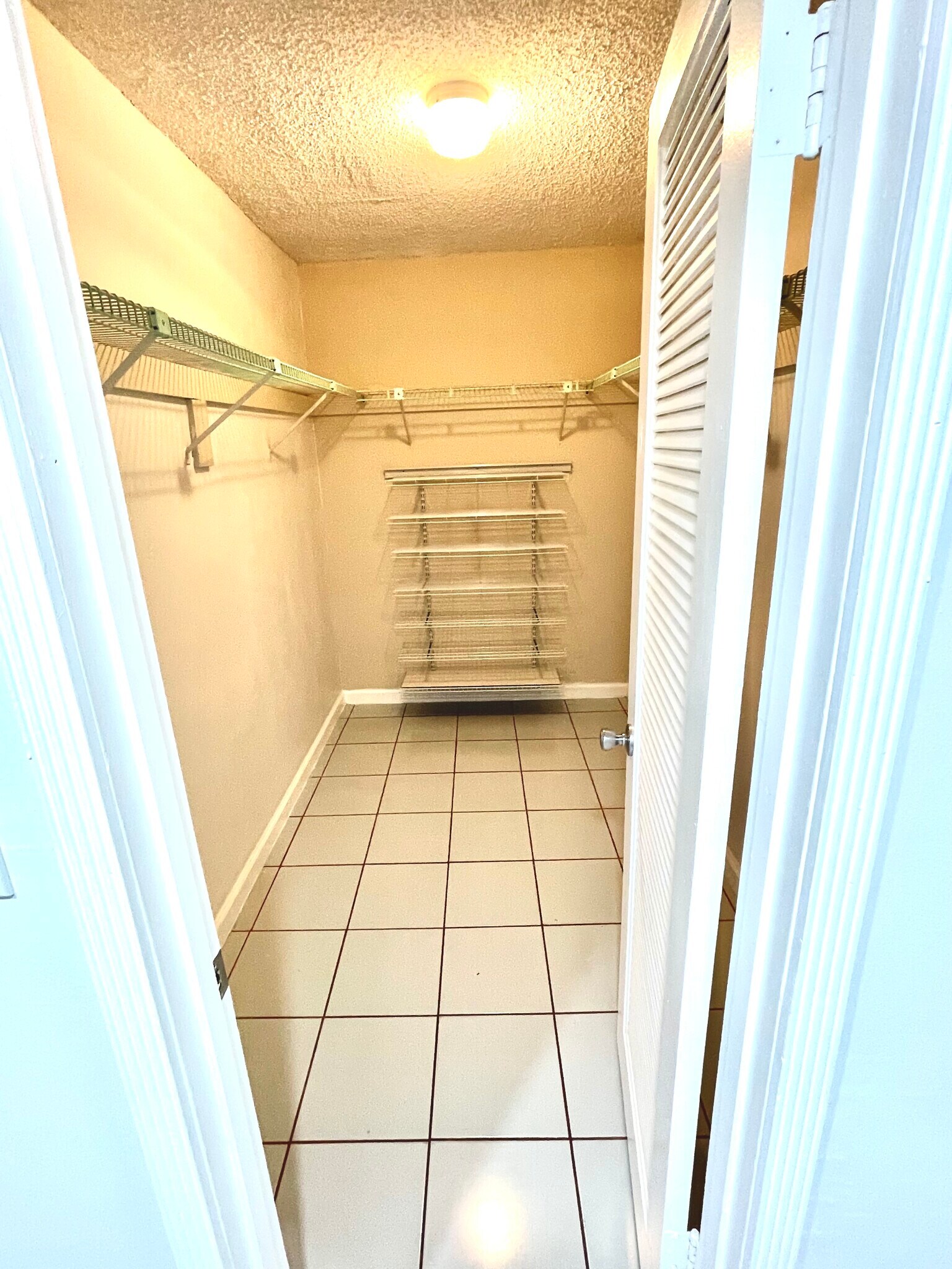 Building Photo - 13700 SW 62nd St