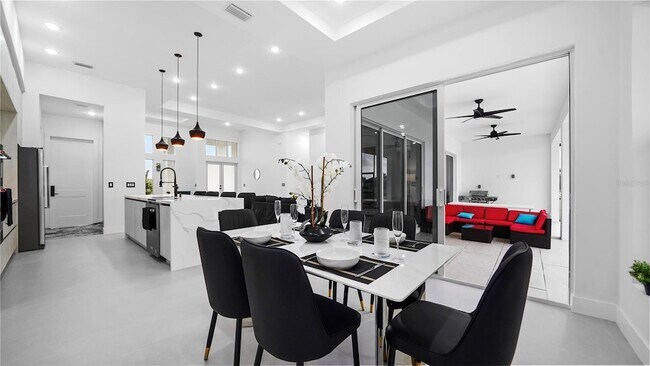 Building Photo - 230 W Pine Valley Ln